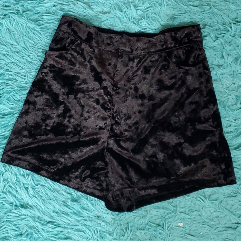 BB Dakota Velvet Black High Waist Shorts NWT